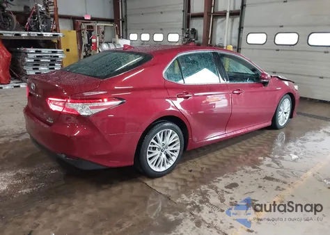2020 Toyota Camry Xle Hybrid из США, поврежденный, VIN 4T1F31AK7LU526108
